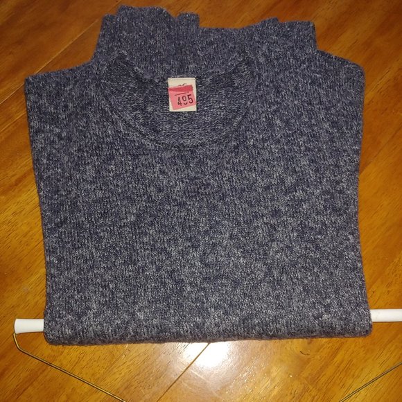 Gray Tweed speckle) Crew Neck Sweater Size Medium by Hollister - Picture 3 of 3